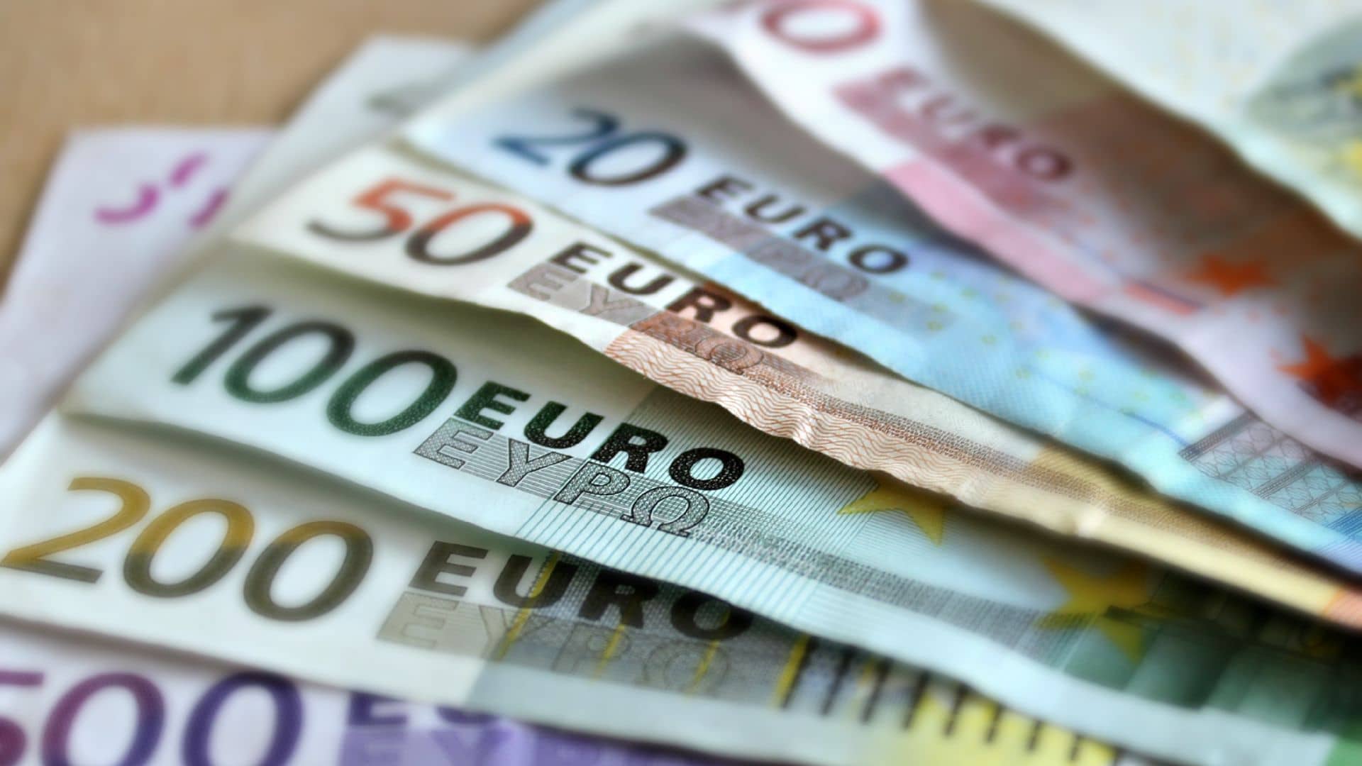 Changements importants le 1er août : électricité, épargne et allocations